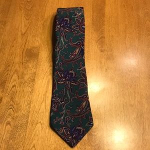 ISACO tie